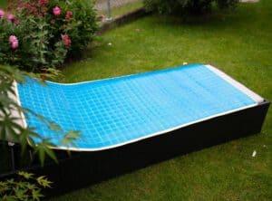 Kühlmatten als Liegeunterlage auch im Garten Kühlmatten als Liegeunterlage auf dem Liegestuhl