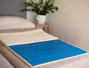 Kühlmatten als kühlende Unterlage im Bett